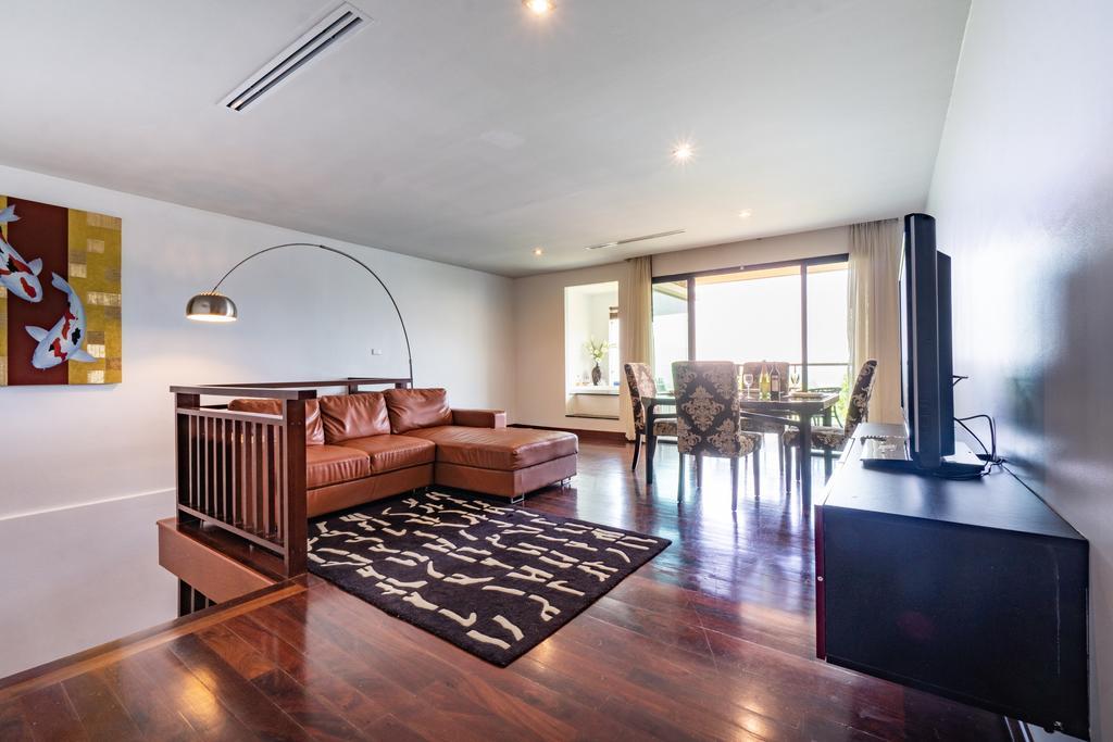 Capital O 890 The Royal Bay View Aparthotel 4*