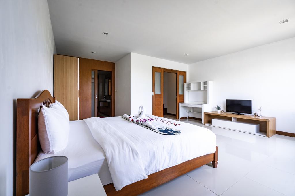 Aparthotel Capital O 890 The Royal Bay View