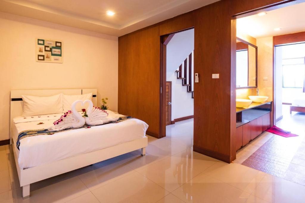 Khách sạn hẻo lánh Capital O 890 The Royal Bay View 4*